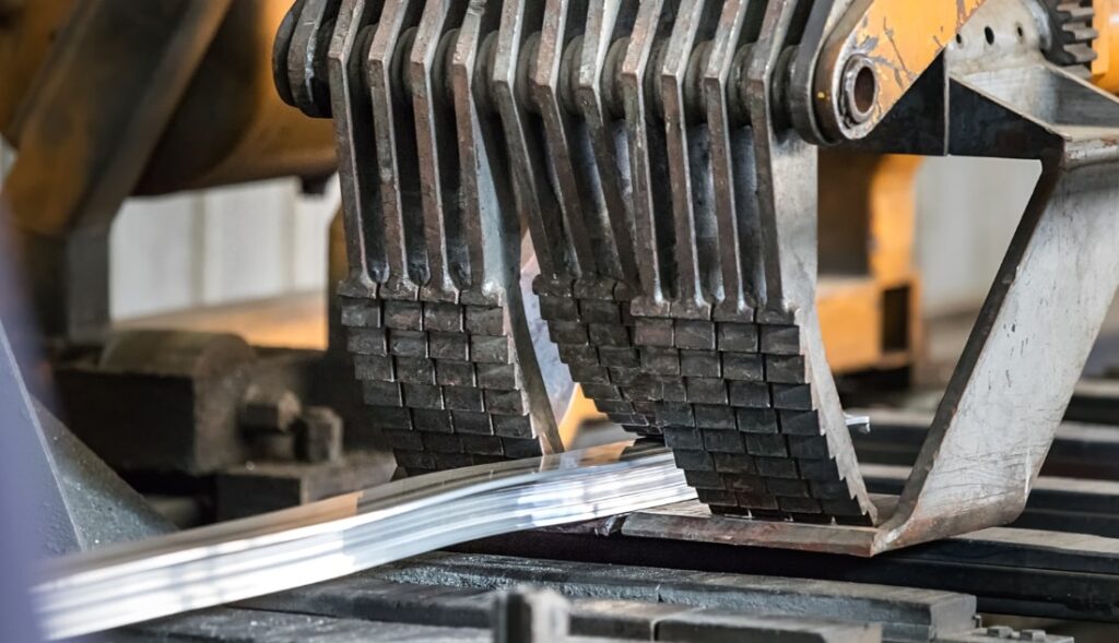 Extruded aluminum metal flow through machine